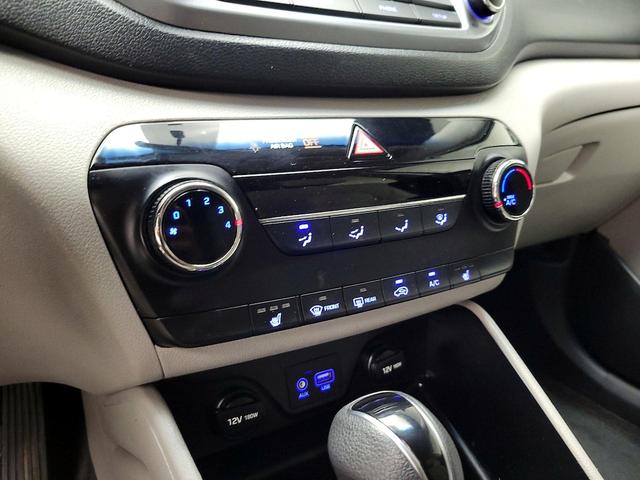 Photo of 2018 Silver Hyundai TUCSON
