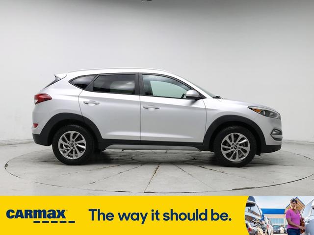 Photo of 2018 Silver Hyundai TUCSON
