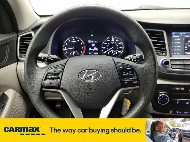 Photo of 2018 Silver Hyundai TUCSON