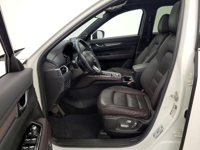Photo of 2020 White Mazda CX-5