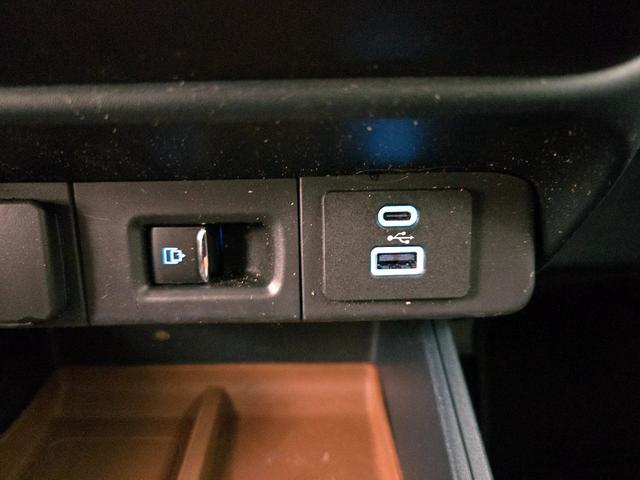 Photo of 2023 Black Ford Maverick