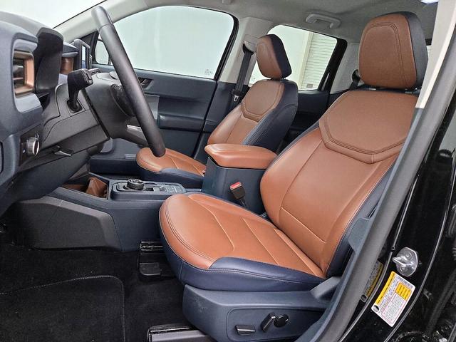 Photo of 2023 Black Ford Maverick