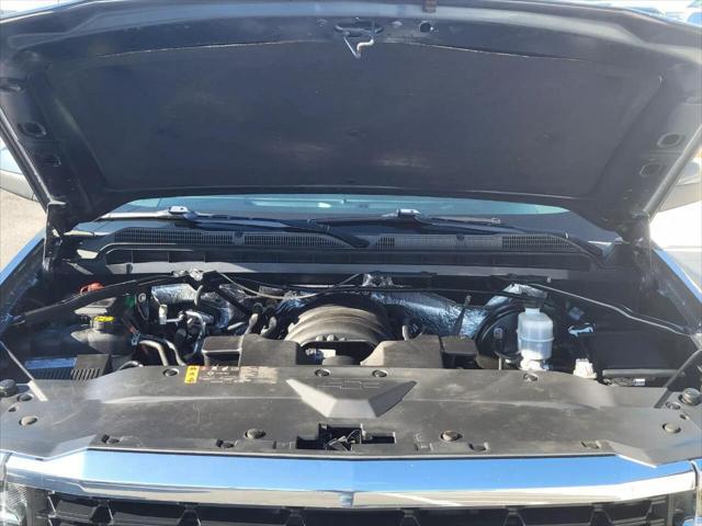 Photo of 2017 Teal Chevrolet Silverado 1500
