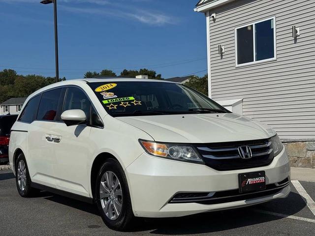 Photo of 2014 White Diamond Pearl Honda Odyssey