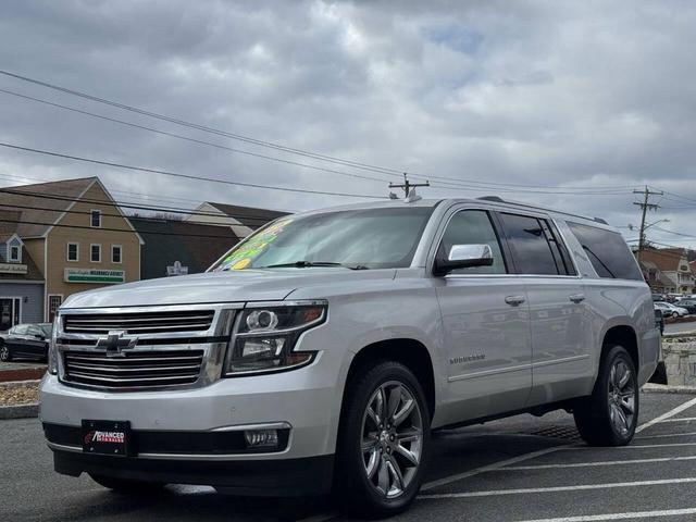 Photo of 2016 Silver Ice Metallic Chevrolet Suburban