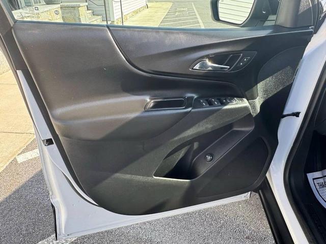 Photo of 2019 White Chevrolet Equinox