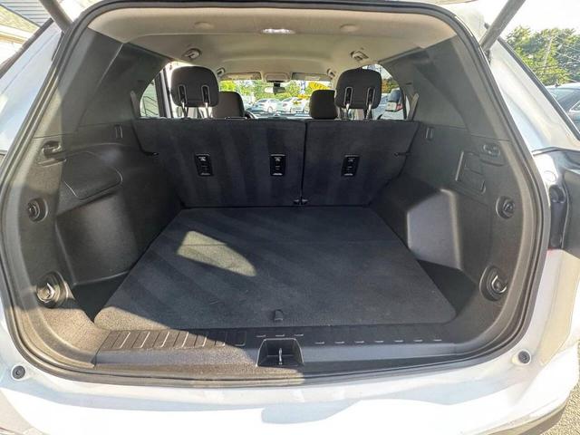 Photo of 2019 White Chevrolet Equinox