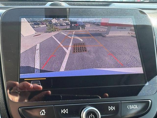 Photo of 2019 White Chevrolet Equinox