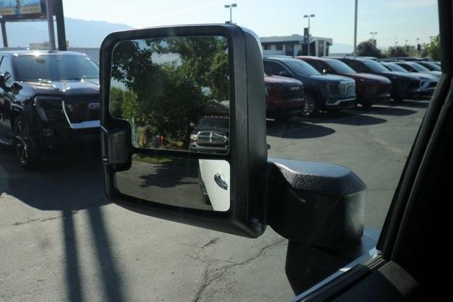 Photo of 2026 Summit White GMC Sierra 2500