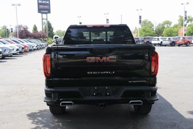 Photo of 2023 Onyx Black GMC Sierra 1500