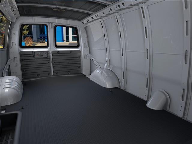 Photo of 2025 Summit White Chevrolet Express 2500