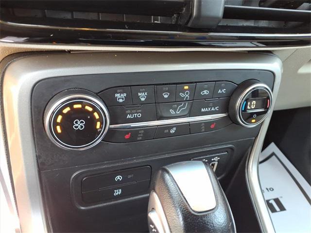 Photo of 2019 Race Red Ford EcoSport