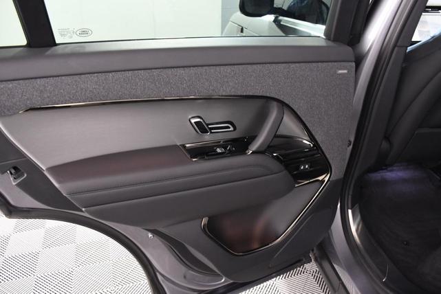 Photo of 2024 Eiger Grey Metallic Land Rover Range Rover Sport