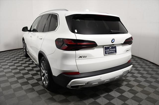 Photo of 2024 Alpine White BMW X5