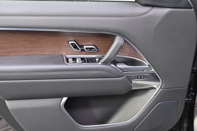Photo of 2023 Charente Grey Premium Metallic Land Rover Range Rover