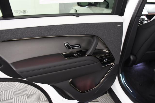 Photo of 2025 Ostuni White Land Rover Range Rover Sport