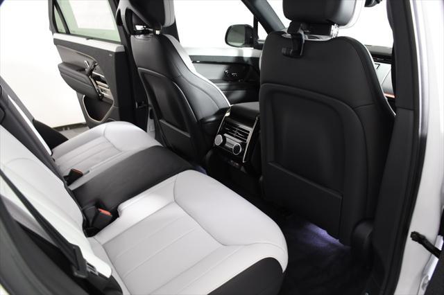Photo of 2025 Ostuni White Land Rover Range Rover Sport