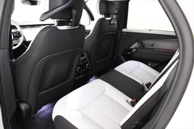 Photo of 2025 Ostuni White Land Rover Range Rover Sport