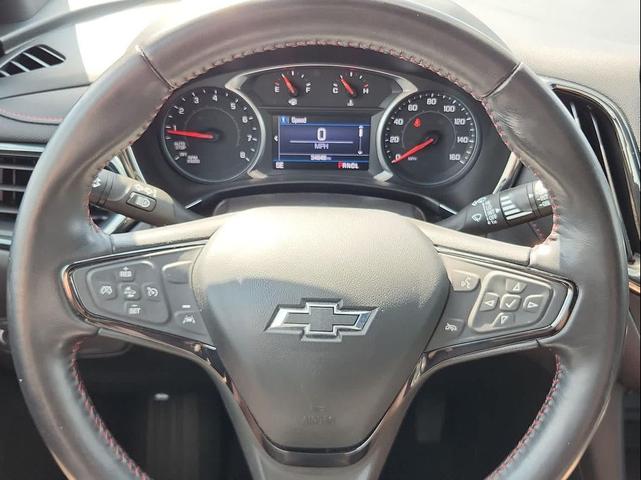 Photo of 2022 Silver Ice Metallic Chevrolet Equinox