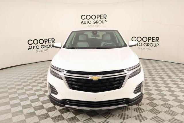 Photo of 2022 Summit White Chevrolet Equinox