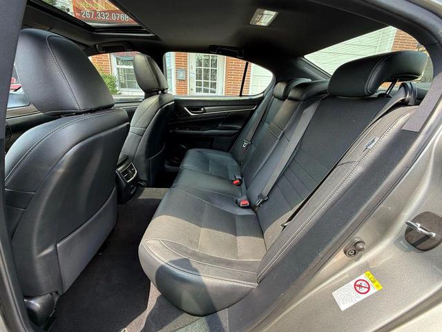Photo of 2016 Silver Lexus GS 350