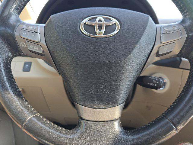 Photo of 2012 Barcelona Red Metallic Toyota Venza