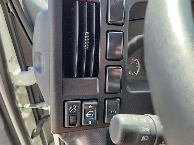 Photo of 2024 Arc White Chevrolet Express 3500