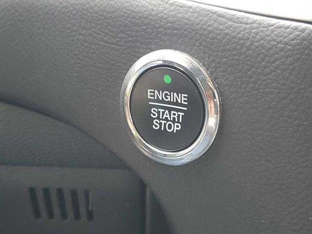 Photo of 2024 Agate Black Metal Ford Edge