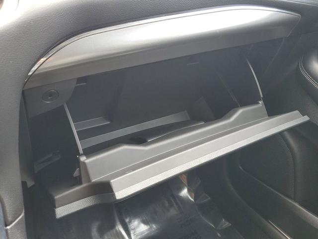 Photo of 2024 Agate Black Metal Ford Edge
