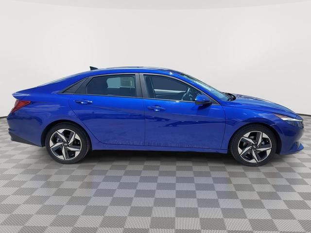 Photo of 2023 Intense Blue Hyundai ELANTRA