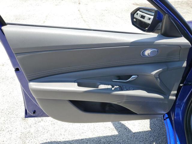 Photo of 2023 Intense Blue Hyundai ELANTRA