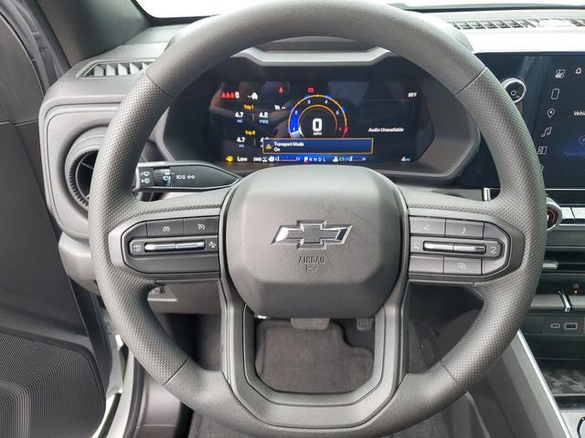 Photo of 2025 Summit White Chevrolet Colorado