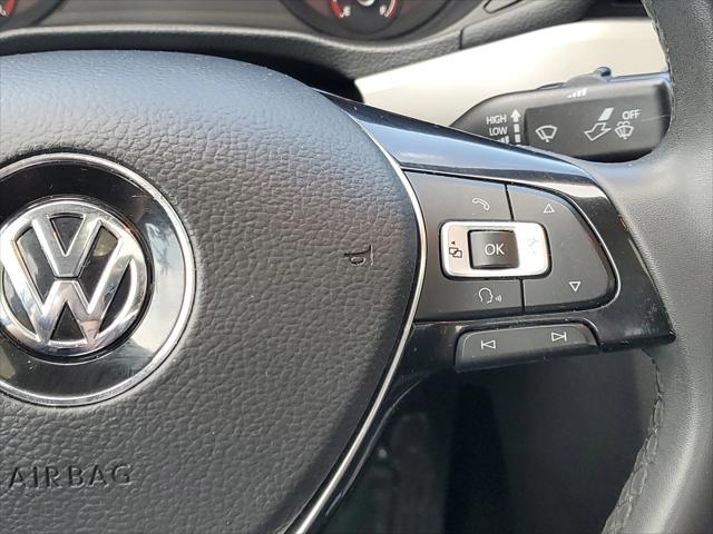 Photo of 2022 Deep Black Pearl Volkswagen Passat