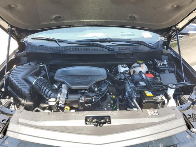 Photo of 2024 Stellar Black Metallic Cadillac XT6