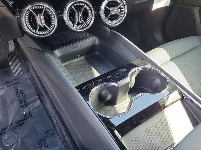 Photo of 2025 Summit White Chevrolet Blazer EV