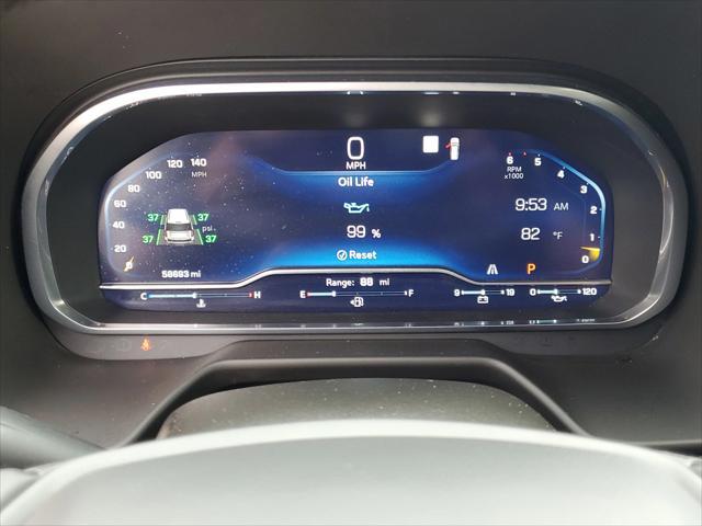 Photo of 2023 Summit White Chevrolet Suburban