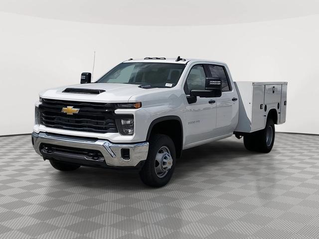 Photo of 2024 Summit White Chevrolet Silverado 3500