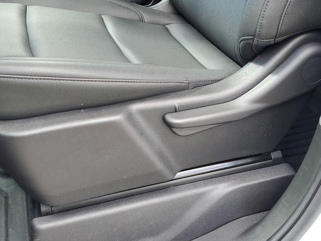 Photo of 2024 Summit White Chevrolet Silverado 3500