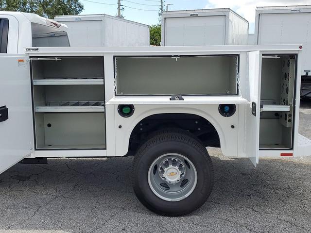 Photo of 2024 Summit White Chevrolet Silverado 3500