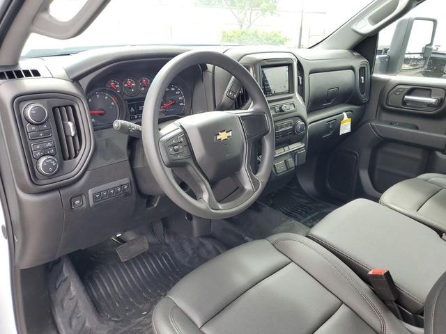 Photo of 2024 Summit White Chevrolet Silverado 3500