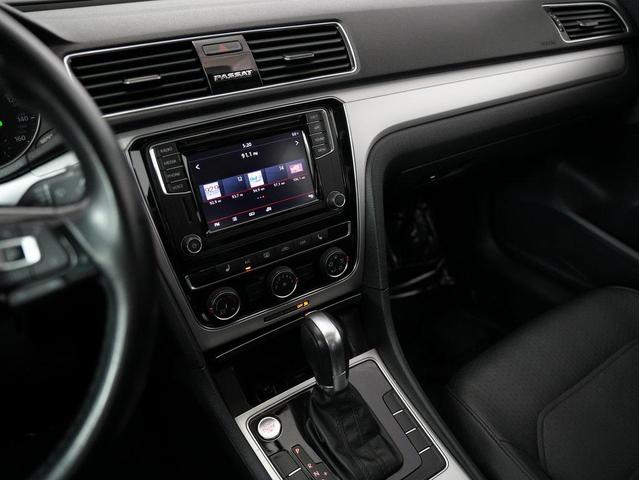 Photo of 2019 Platinum Gray Volkswagen Passat