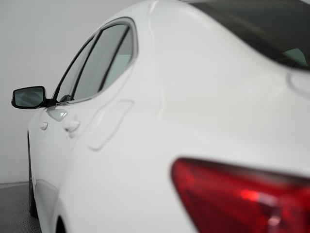 Photo of 2020 Platinum White Acura TLX