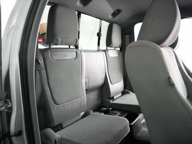 Photo of 2015 Silver Sky Metallic Toyota Tacoma