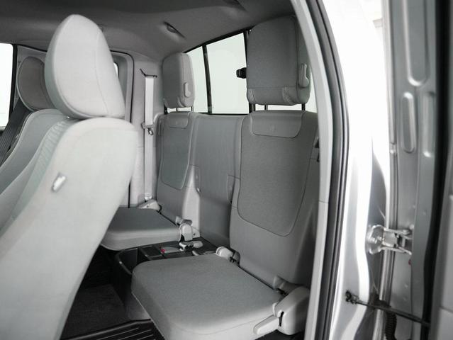 Photo of 2015 Silver Sky Metallic Toyota Tacoma