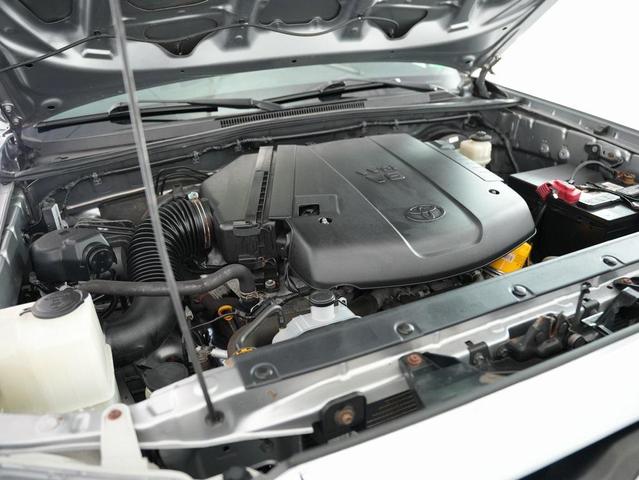 Photo of 2015 Silver Sky Metallic Toyota Tacoma