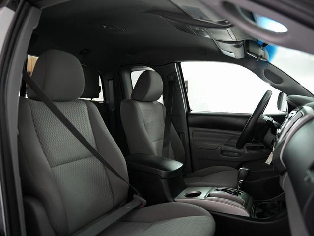 Photo of 2015 Silver Sky Metallic Toyota Tacoma