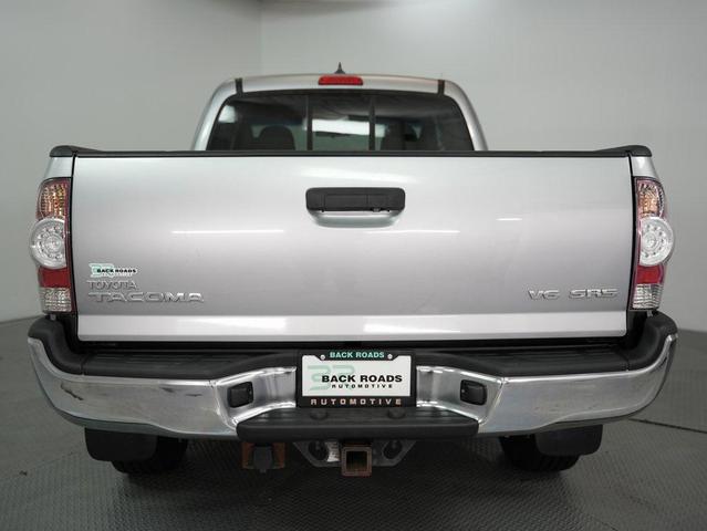 Photo of 2015 Silver Sky Metallic Toyota Tacoma