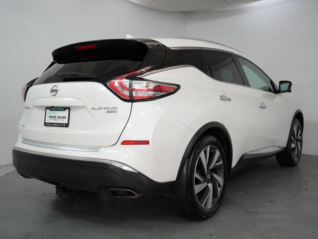 Photo of 2018 Pearl White Nissan Murano