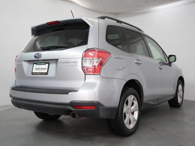 Photo of 2015 Ice Silver Metallic Subaru Forester