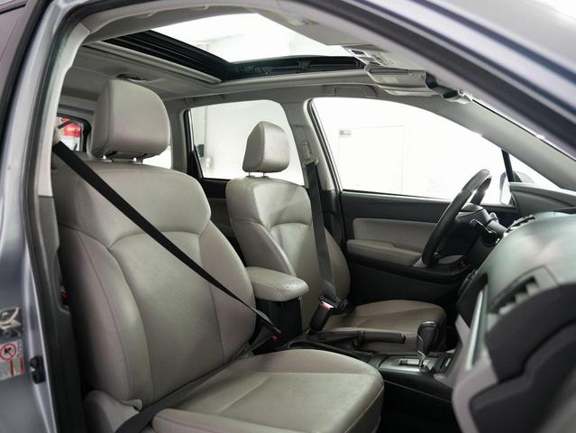 Photo of 2015 Ice Silver Metallic Subaru Forester
